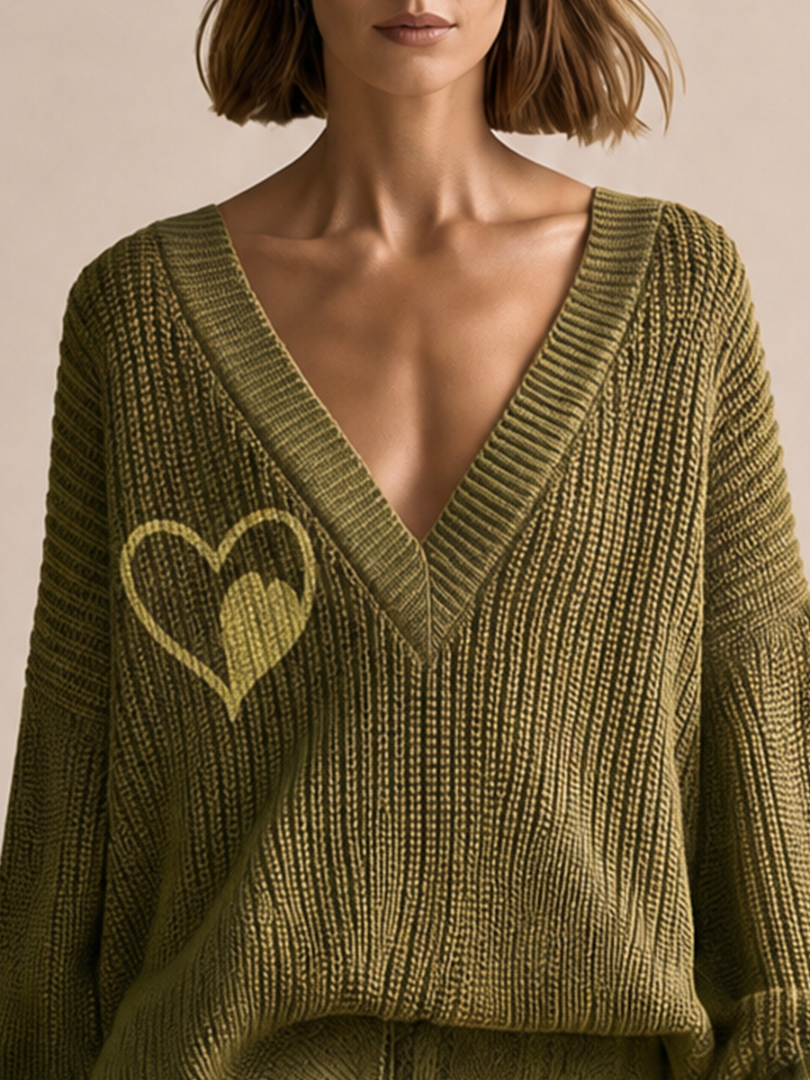Damen V-Ausschnitt Pullover mit Herzdetails in Oliv