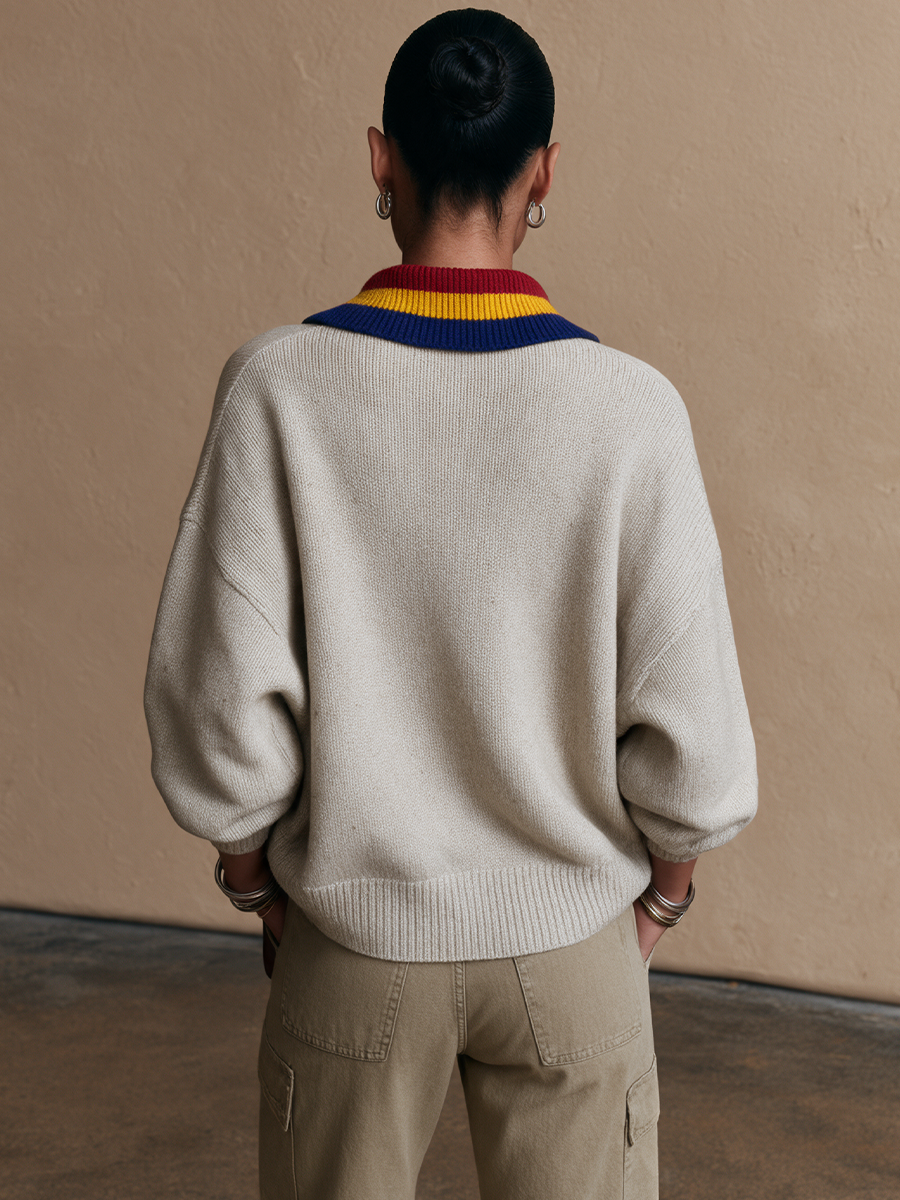 Damen Pullover mit kontrastierendem Streifenkragen