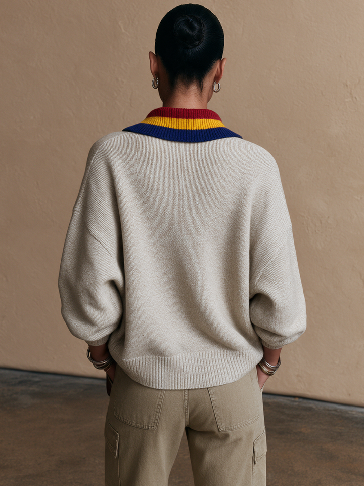 Damen Pullover mit kontrastierendem Streifenkragen