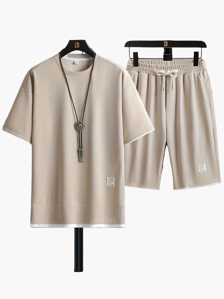Herren-Freizeitset mit Kurzarmhemd und Shorts