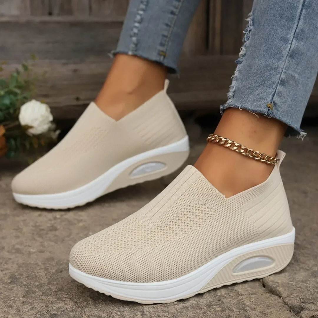Hermina - Damen Slip-On Sneaker mit Strickstruktur