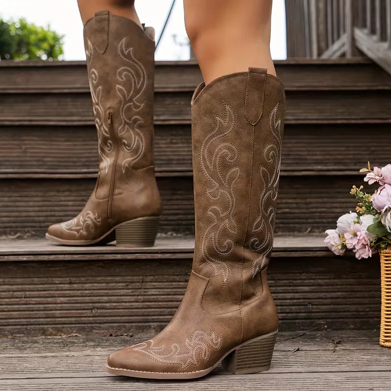 Cowboy-Stiefel mit Stickerei