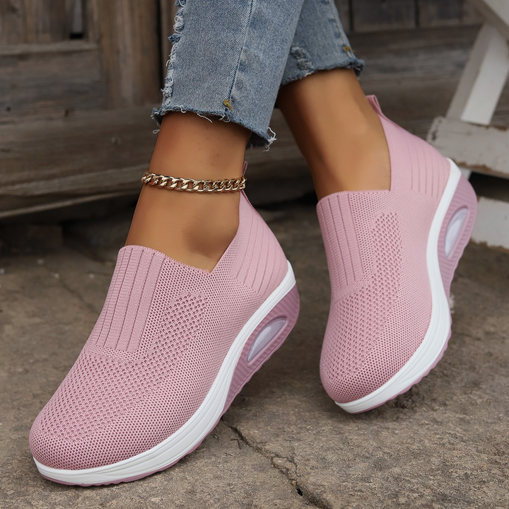Hermina - Damen Slip-On Sneaker mit Strickstruktur