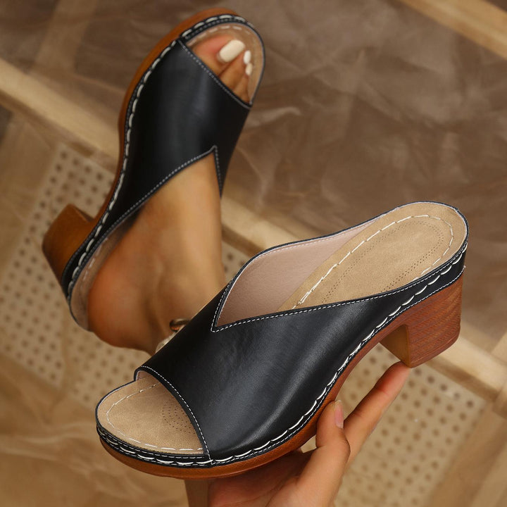 Nadia - Orthopädische Sandalen