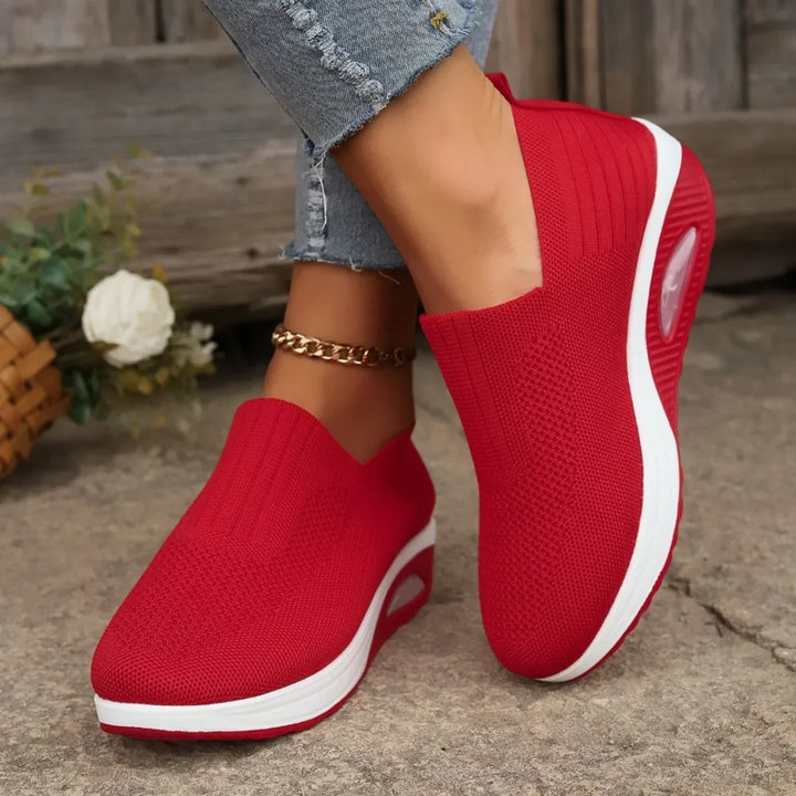 Hermina - Damen Slip-On Sneaker mit Strickstruktur
