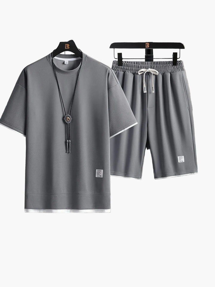 Herren-Freizeitset mit Kurzarmhemd und Shorts