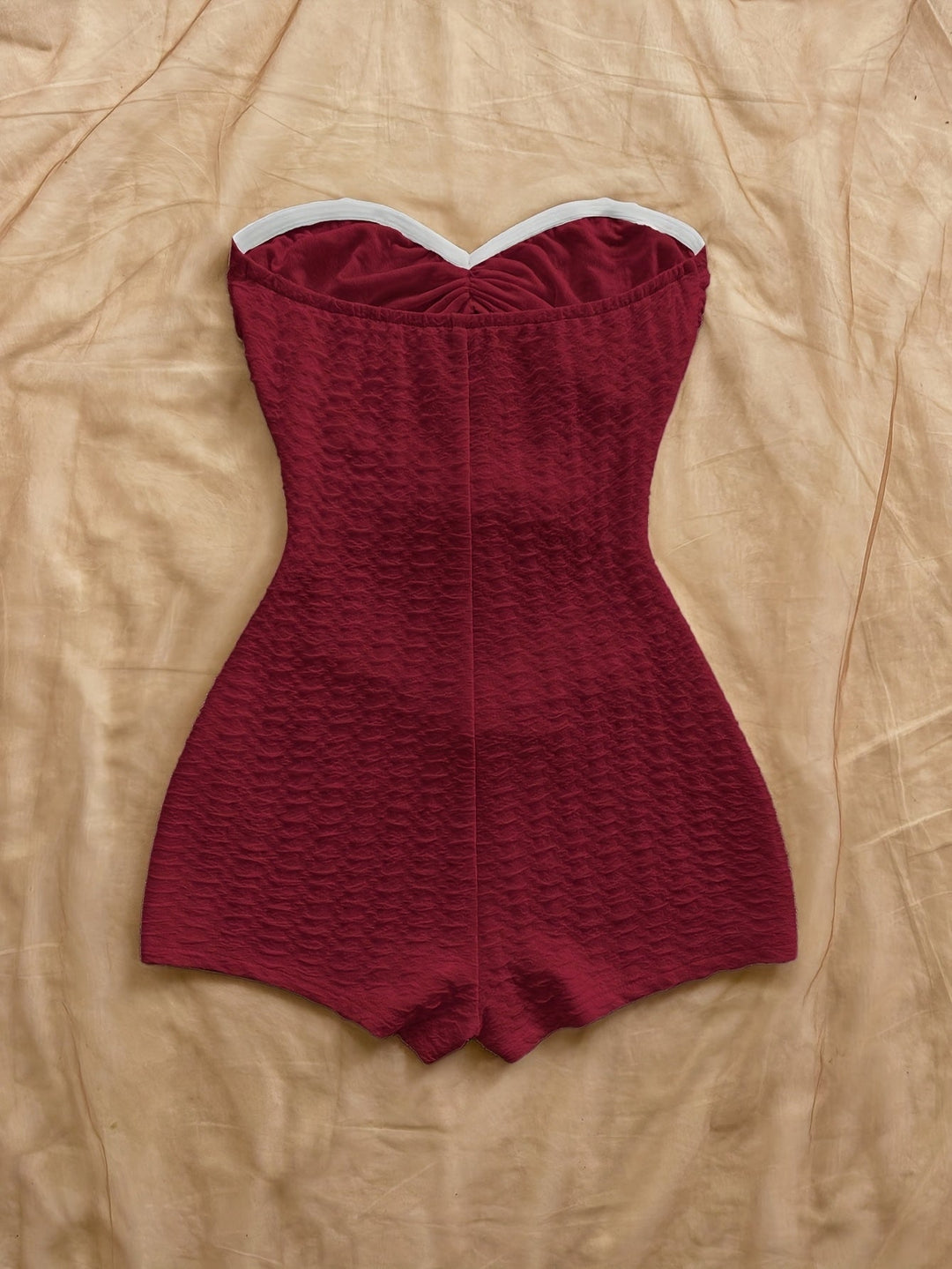 Damen Baddräkt Retro Bandeau Leopardenmuster mit Ausschnitten und Dekorativen Schnallen – Perfekt für Strand und Pool