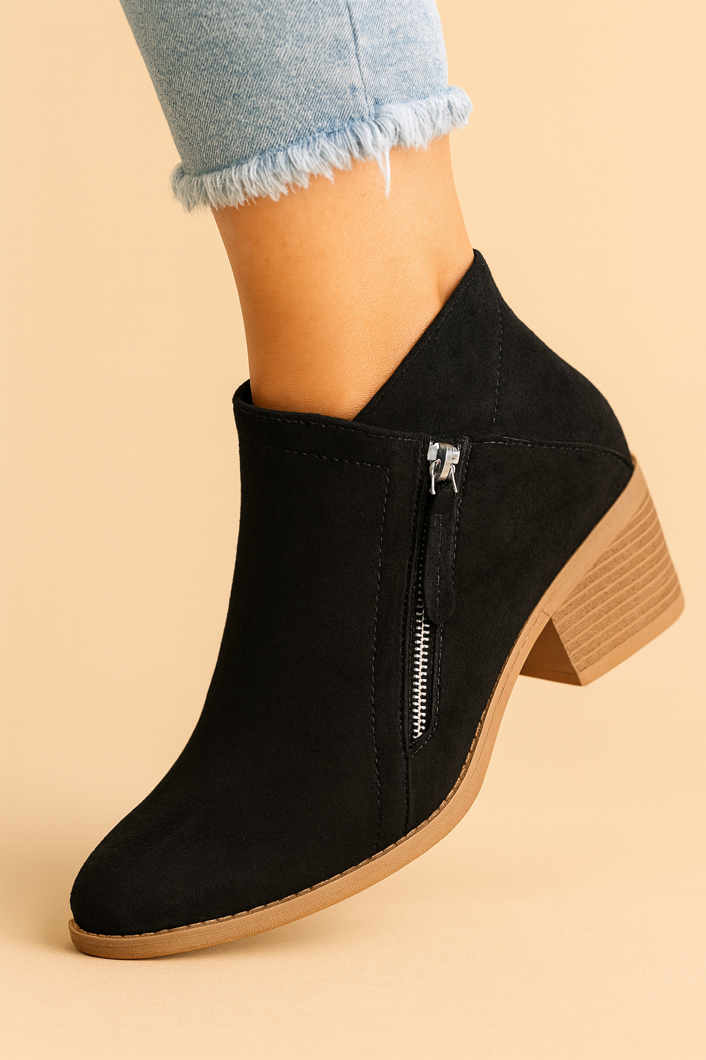 Orthopädische Stiefeletten für Damen mit Seitenreißverschluss und Blockabsatz