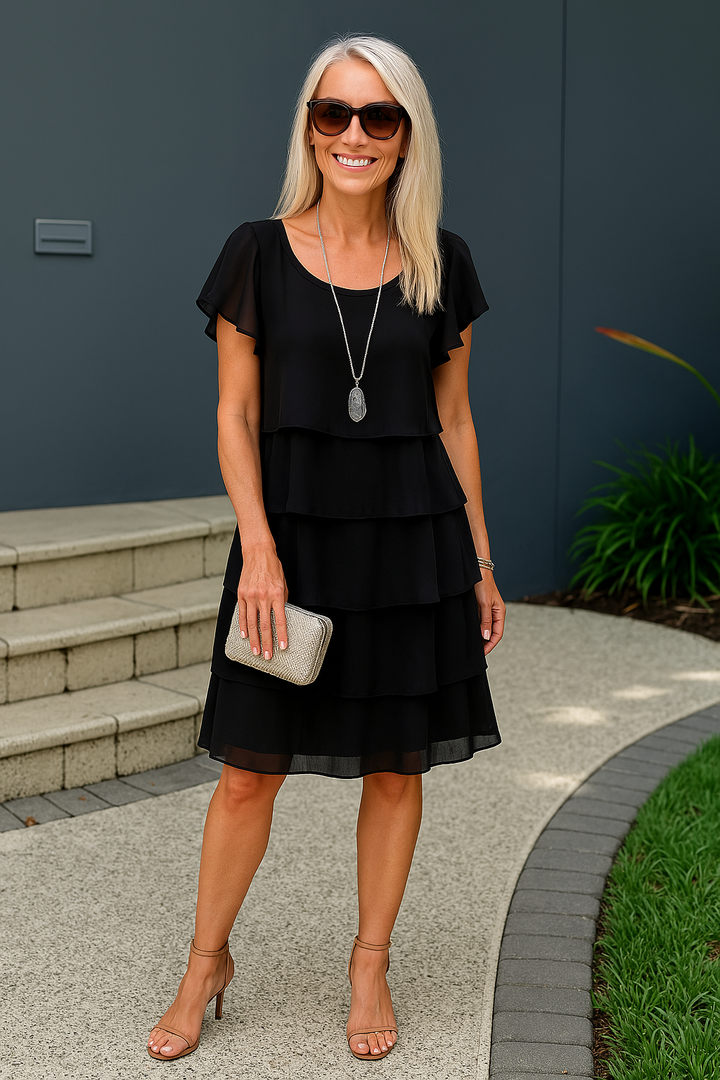 Damen Midi-Kleid mit kurzen Ärmeln in Schichten