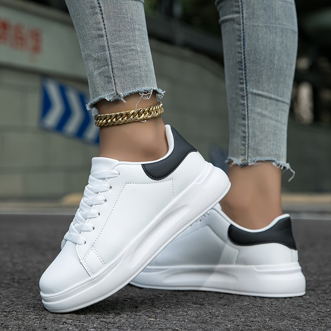 Bequeme weiße Sneakers für Damen