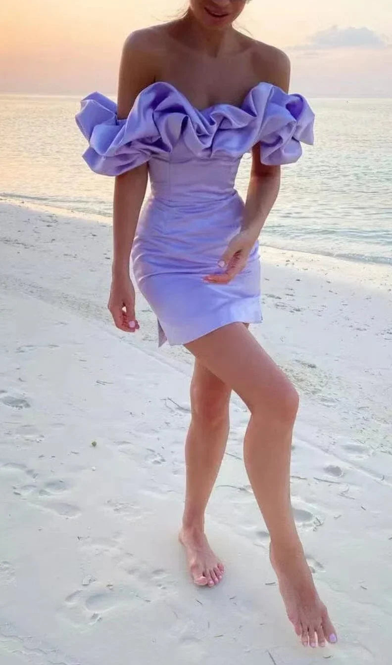 Elegantes Satinkleid mit Volant, Off-Shoulder Mini für Feste | Mirla