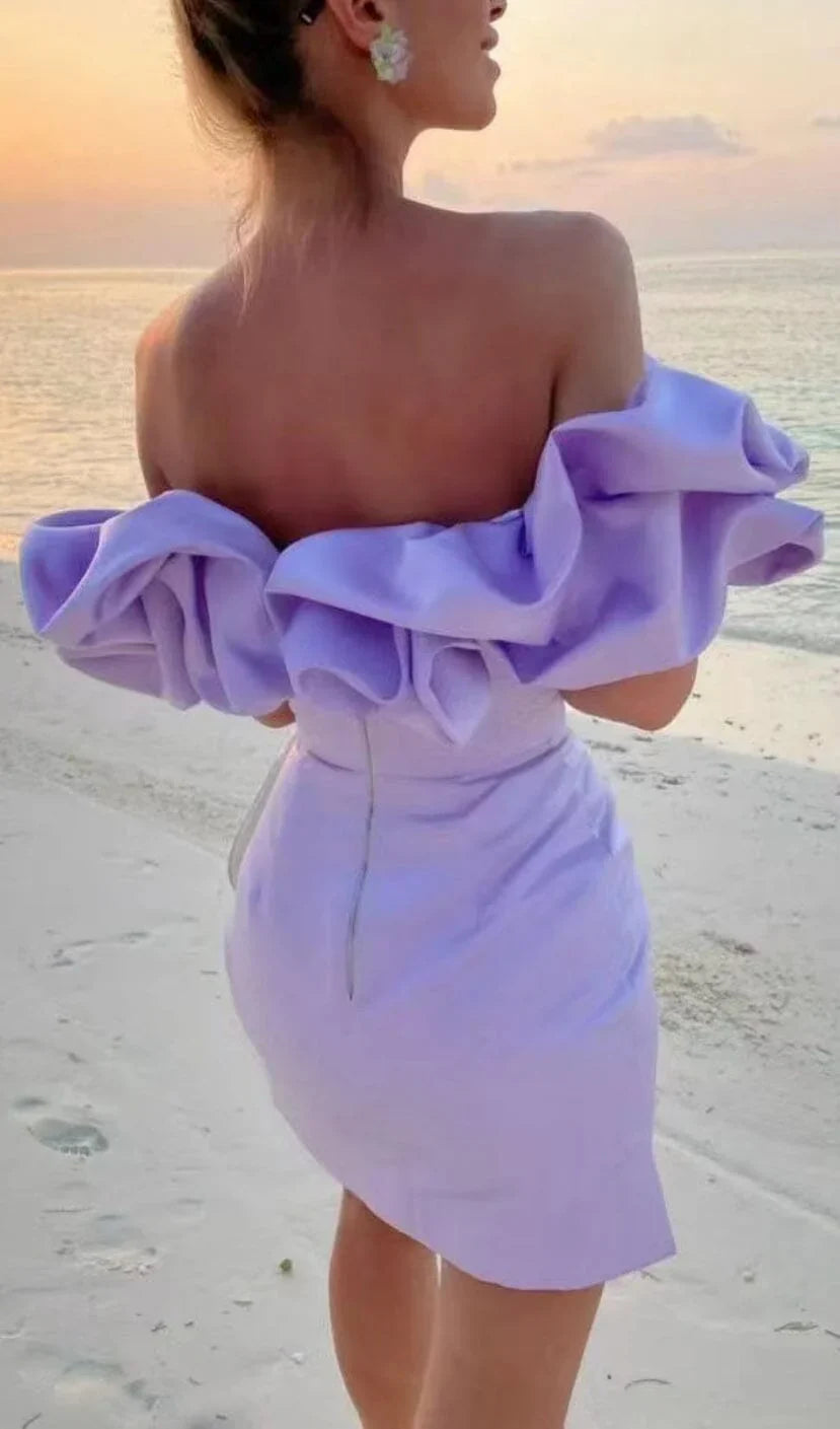 Elegantes Satinkleid mit Volant, Off-Shoulder Mini für Feste | Mirla