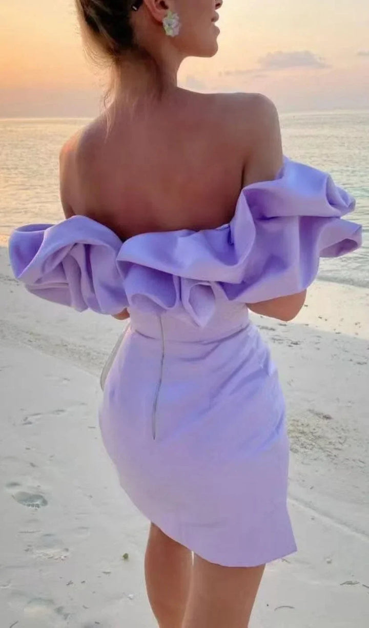 Elegantes Satinkleid mit Volant, Off-Shoulder Mini für Feste | Mirla