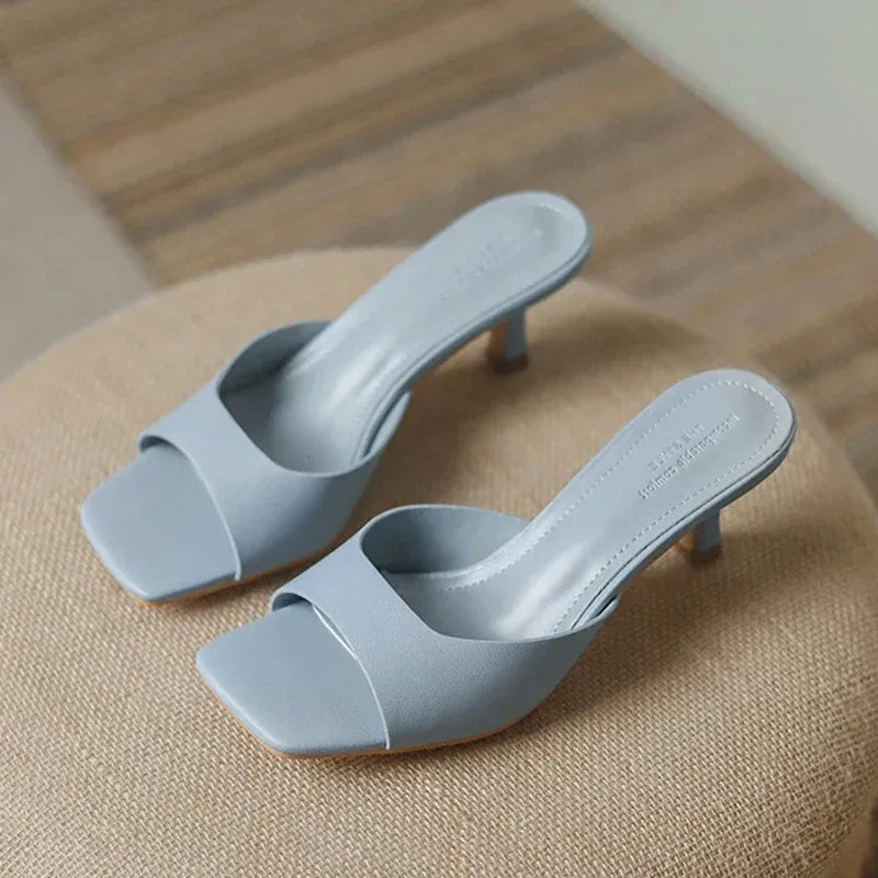 Elegante Damenschuhe mit niedrigem Absatz – Victoria