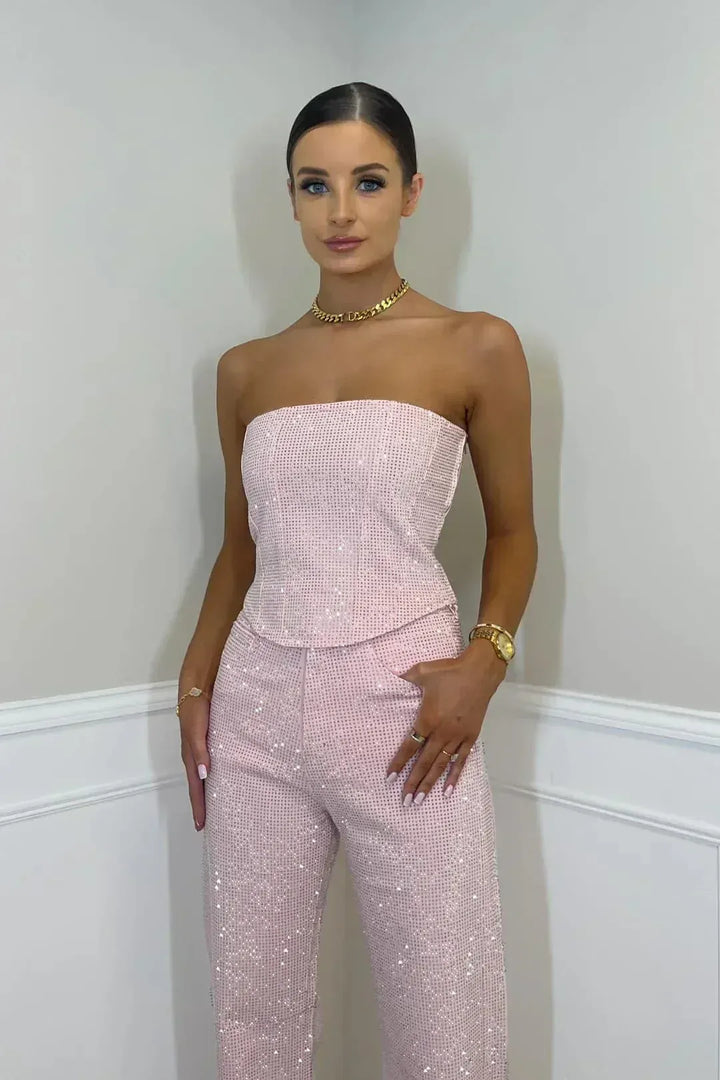 Glitzerndes zweiteiliges Set mit trägerlosem Oberteil und High-Waist-Hose