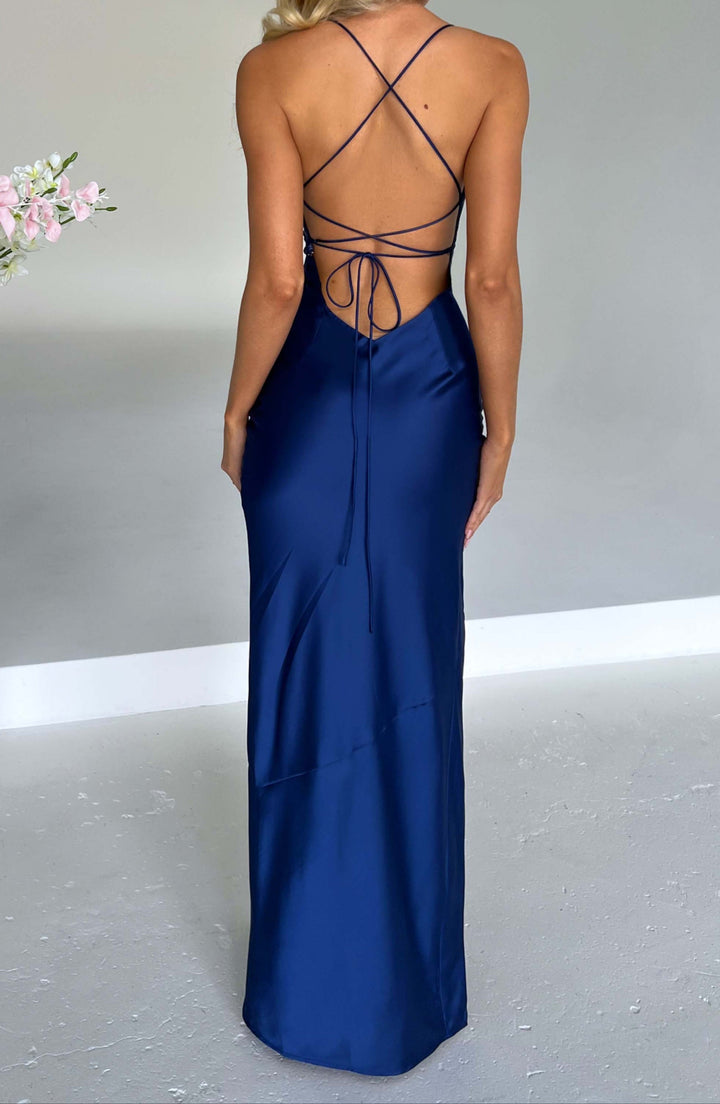 Maxi-Kleid mit Schlitz und Satin-Glanz – navy