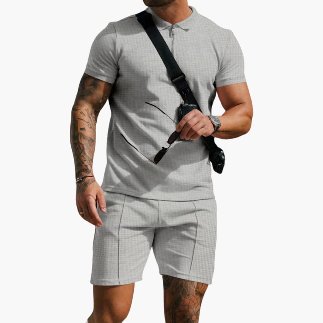 Herren-Poloshirt mit Seitentaschen und strukturierter Oberfläche