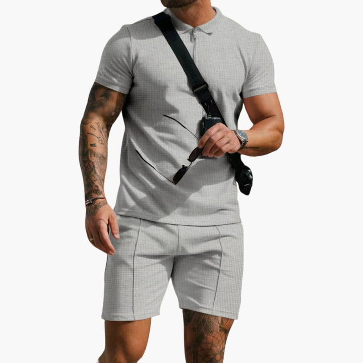 Herren-Poloshirt mit Seitentaschen und strukturierter Oberfläche