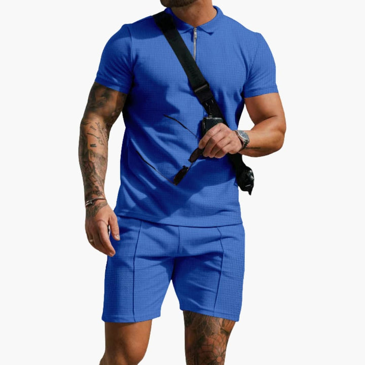Herren-Poloshirt mit Seitentaschen und strukturierter Oberfläche