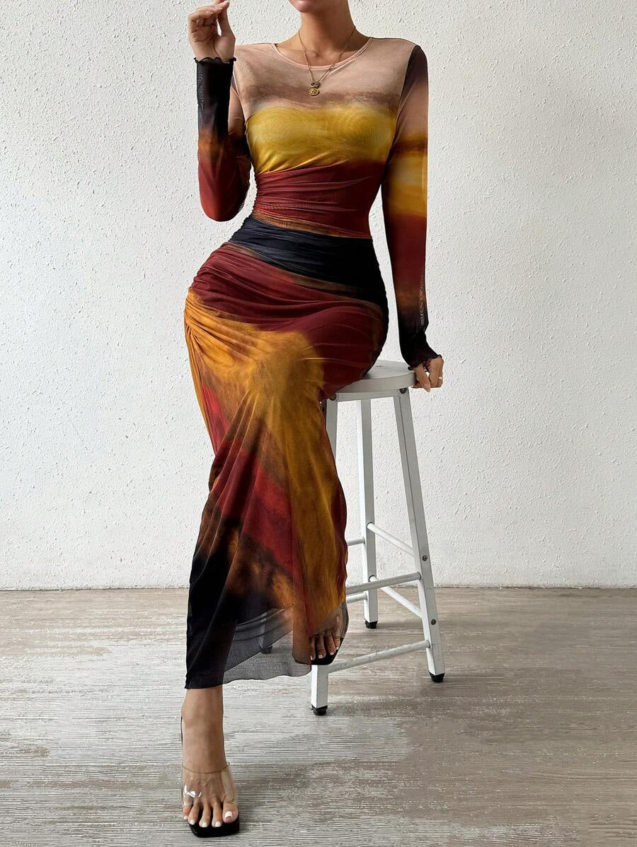 TORINA - Bequemes bedrucktes Maxikleid mit langen Ärmeln und Rundhalsausschnitt