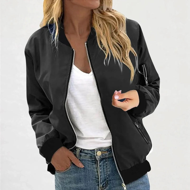 Sportliche Leichte Bomberjacke