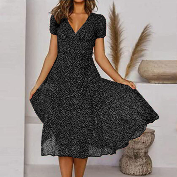 Ernestina | Stilvolles, schmeichelhaftes V-Ausschnitt-Kleid