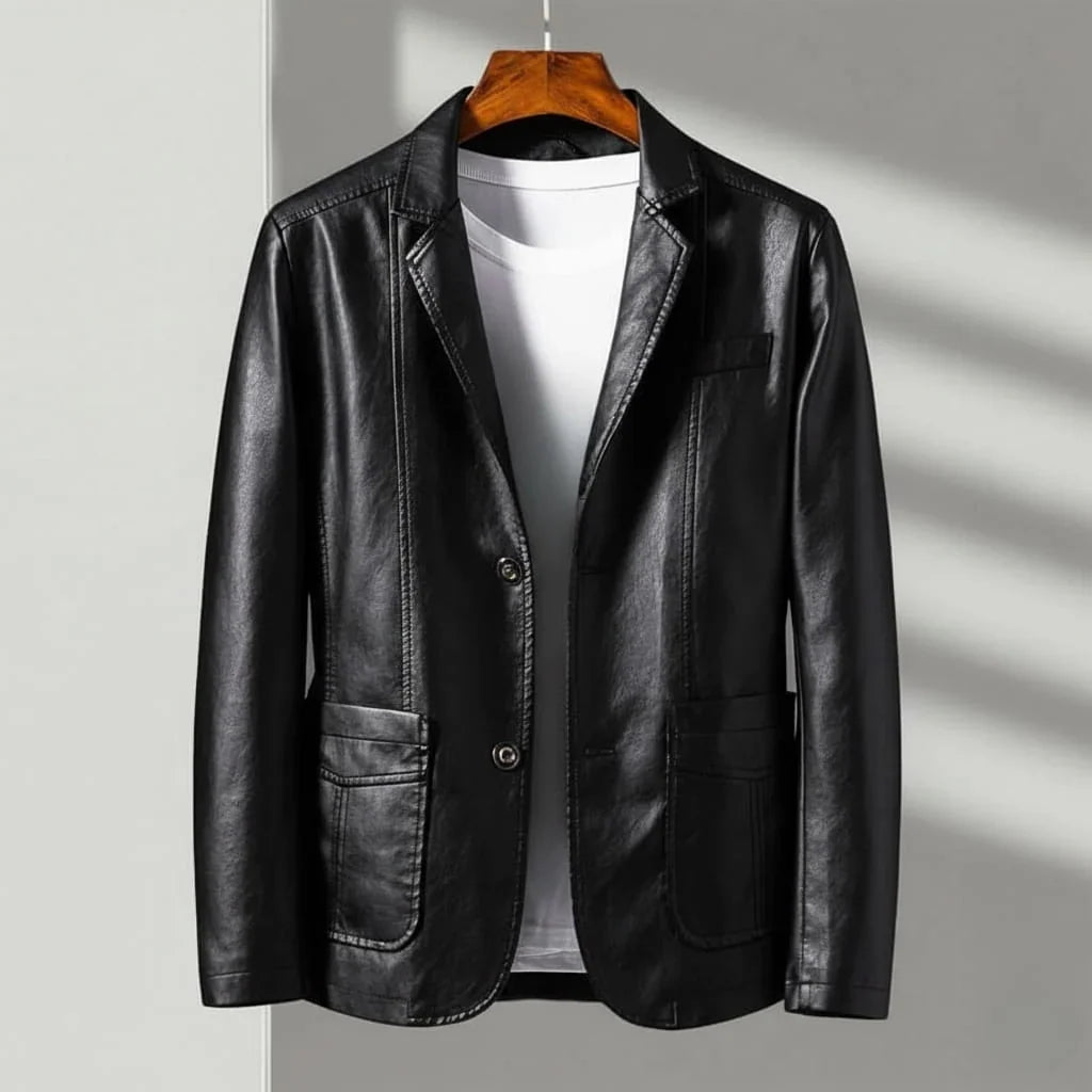 Austin | Herrenjacke im taillierten Schnitt im Leder-Look, mit Zwei-Knopf-Verschluss