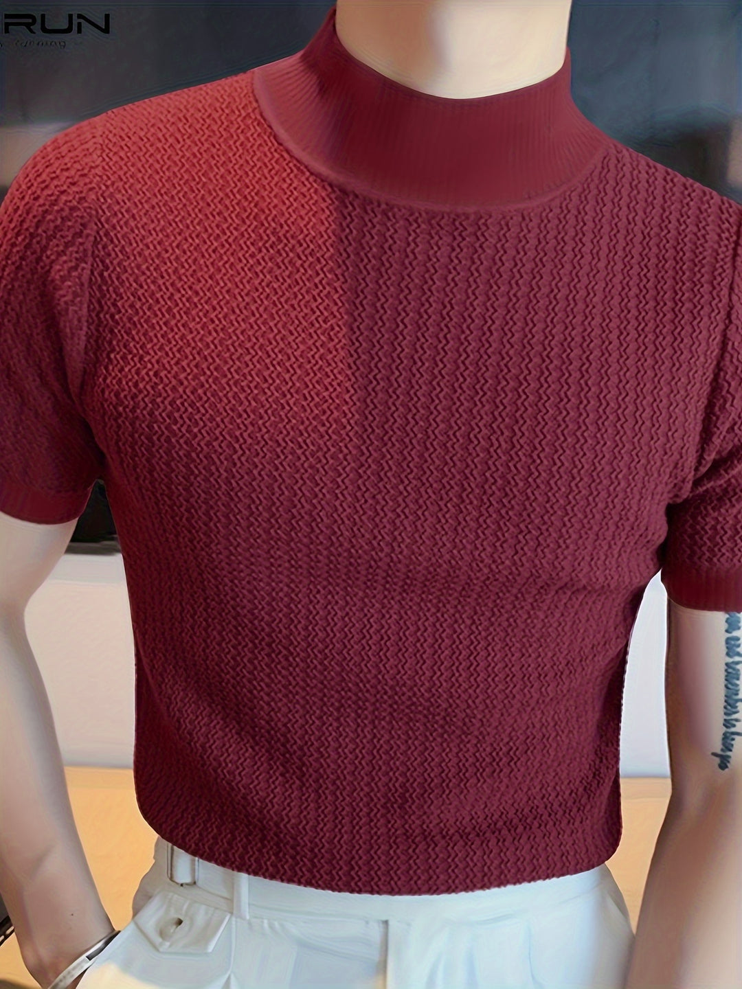 Herren T-Shirt - Slim Fit mit kurzen Ärmeln und Stehkragen | Elegant