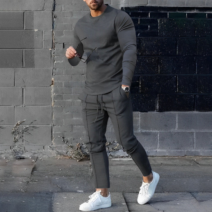 Tyler - Perfekte Kombination aus stilvollem Pullover und Hose