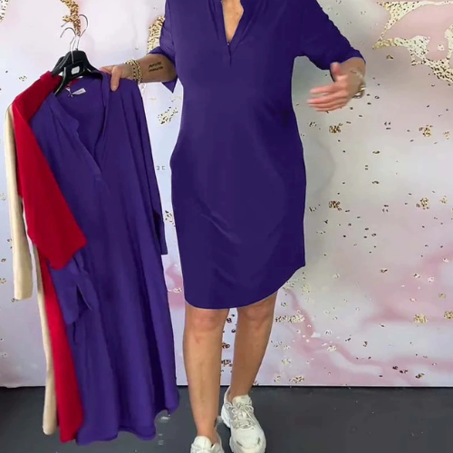 HANNEKE - Einfarbiges Kleid mit V Ausschnitt