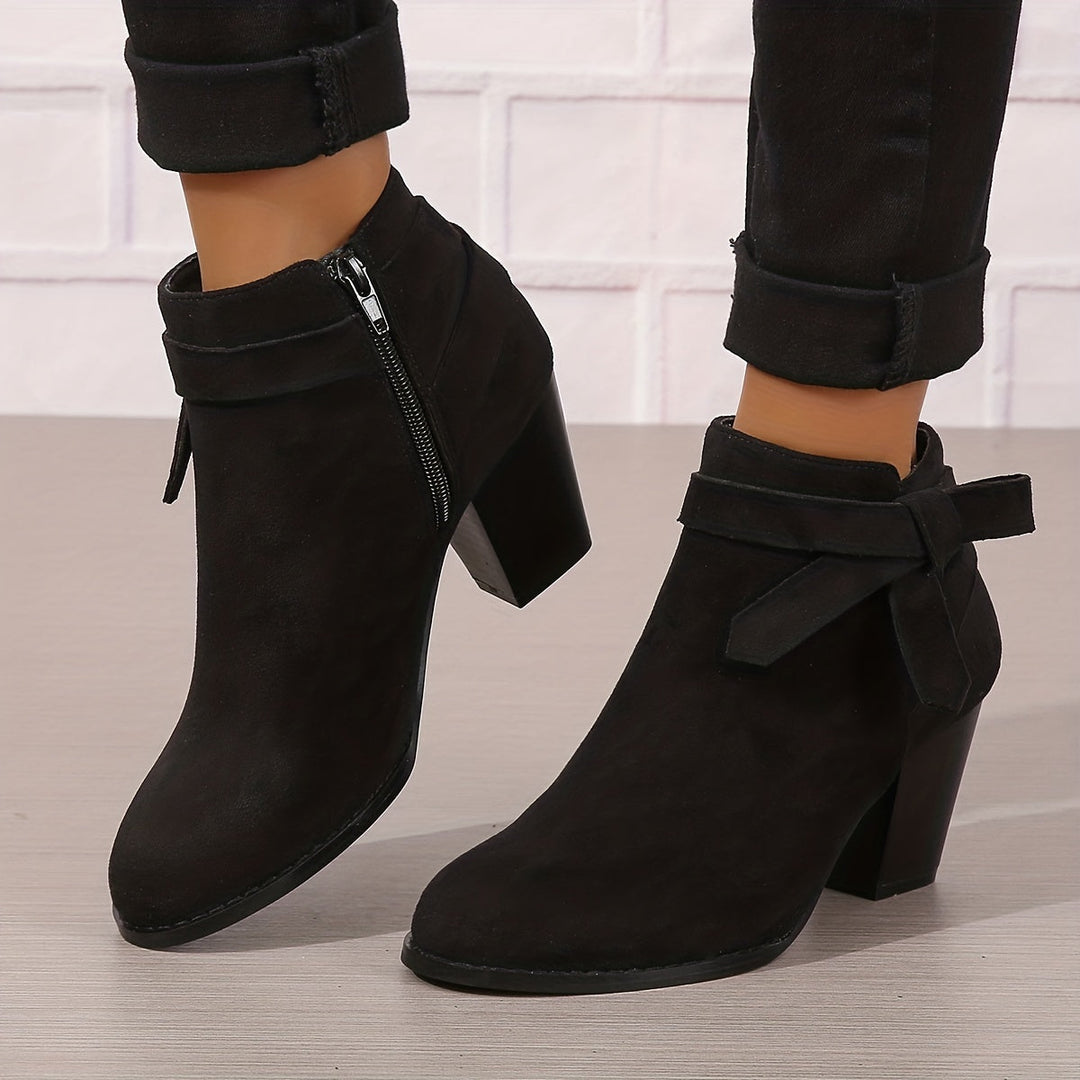 Gerda | Damen Stiefelette mit Schleife und Blockabsatz