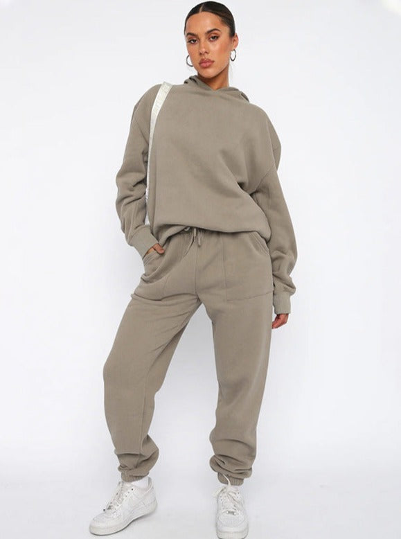 Damen Jogging-Set mit Hoodie Kapuze Kordelzug und gerader Hose