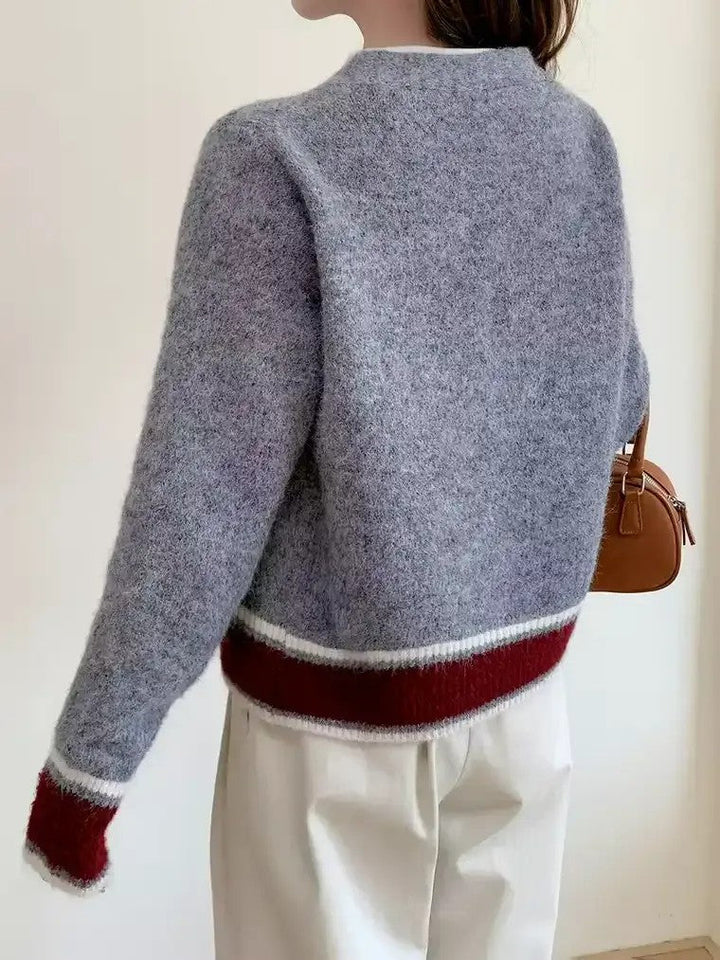 Damen Langarm Strickjacke mit V-Ausschnitt und Drei-Knopf-Leiste in melierter Oberfläche