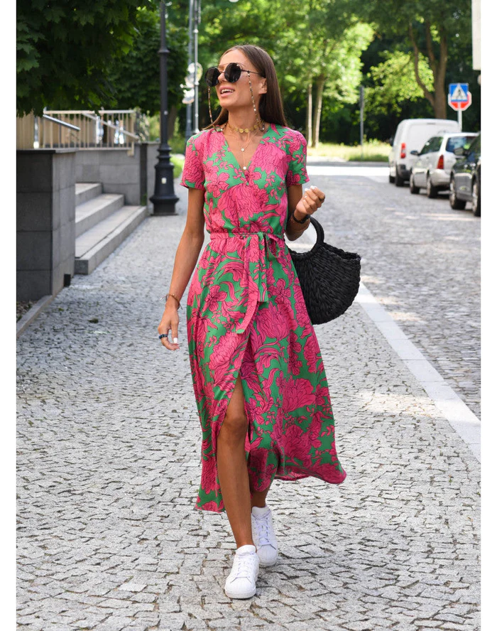 Lange Wickelkleid für Frauen | Tailliertes Design | Punkte-Muster