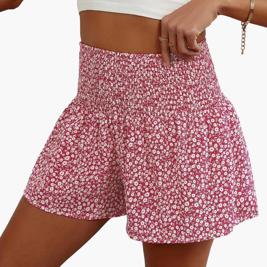 Kurze Damenhose mit hoher Taille und Rüschen, lässiger Blumenstil für den Sommer