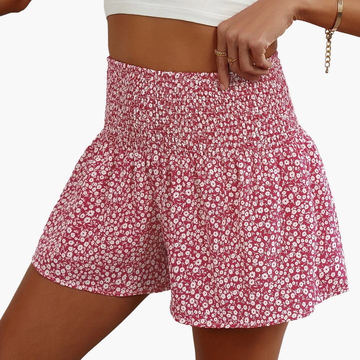 Kurze Damenhose mit hoher Taille und Rüschen, lässiger Blumenstil für den Sommer