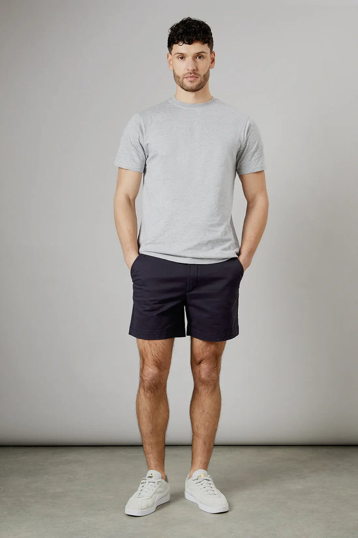 Kurze Hose mit praktischen Taschen und Knopfverschluss für Herren | Ideal für die Sommersaison