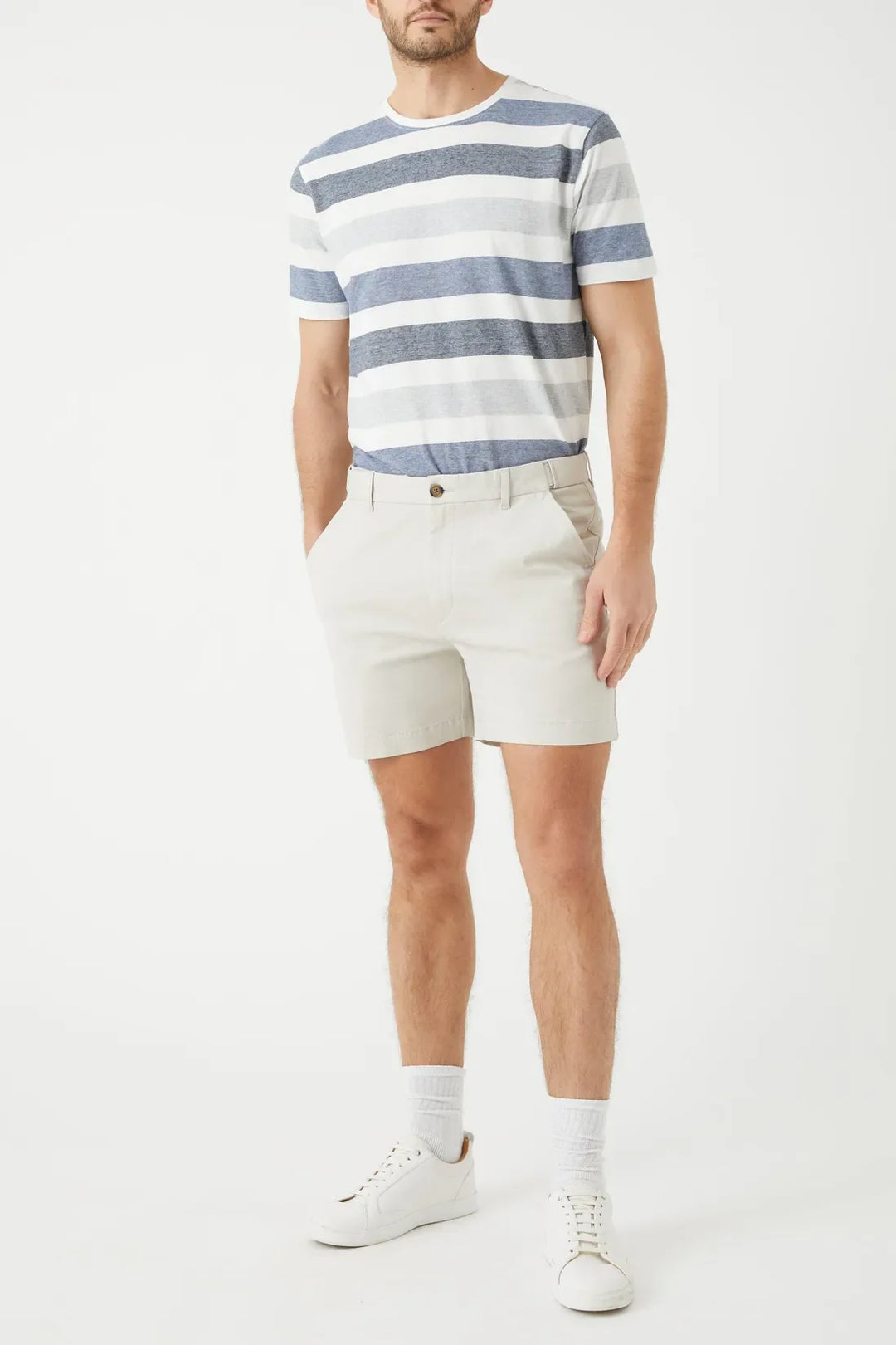 Kurze Hose mit praktischen Taschen und Knopfverschluss für Herren | Ideal für die Sommersaison