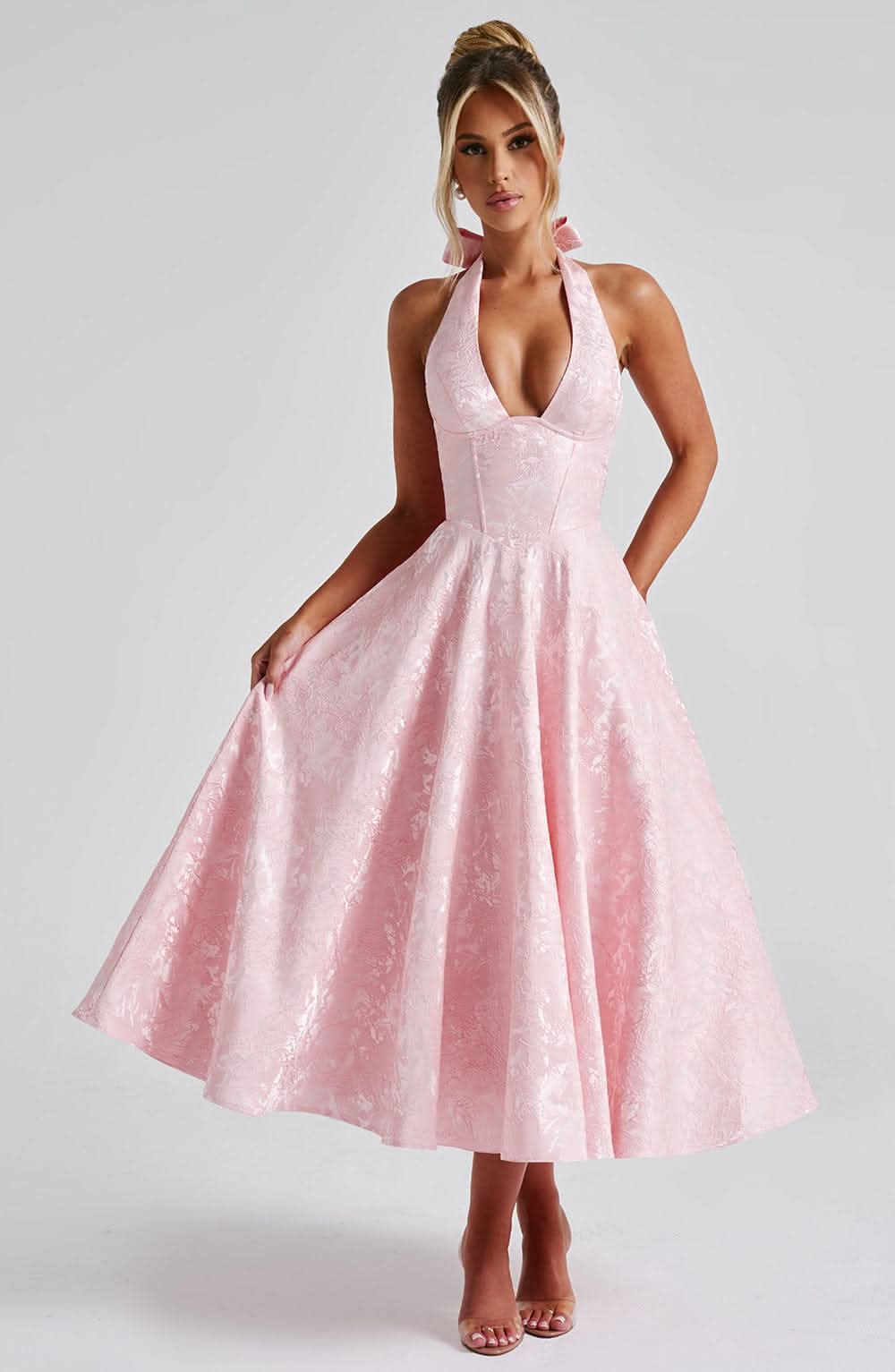 Rebecca - Jacquard Halter Neck Fit and Flare Midi Kleid