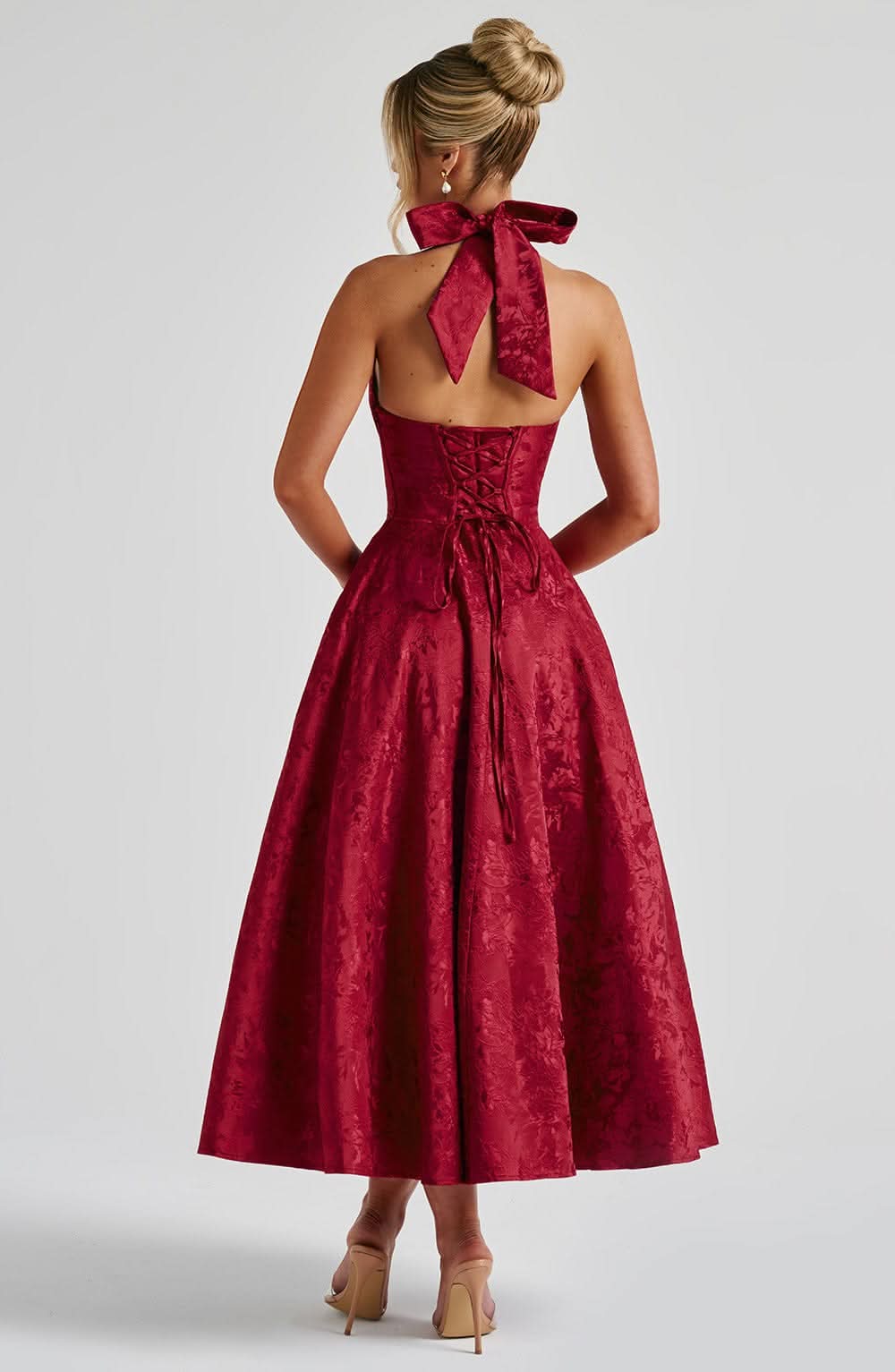 Rebecca - Jacquard Halter Neck Fit and Flare Midi Kleid