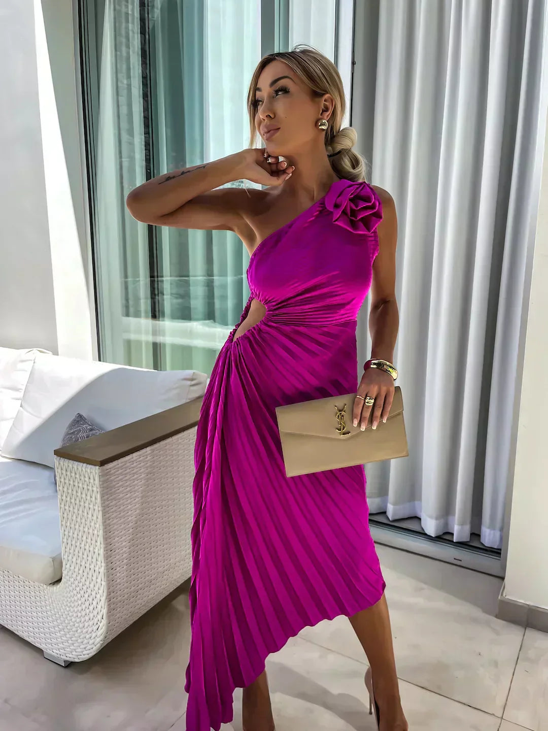 Midi Kleid für Frauen - Rosen Detail - A-Linie
