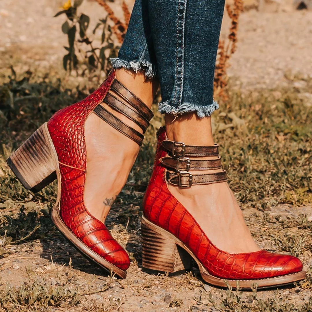 VIVIANA – Vintage Blockkheeled Stiefe