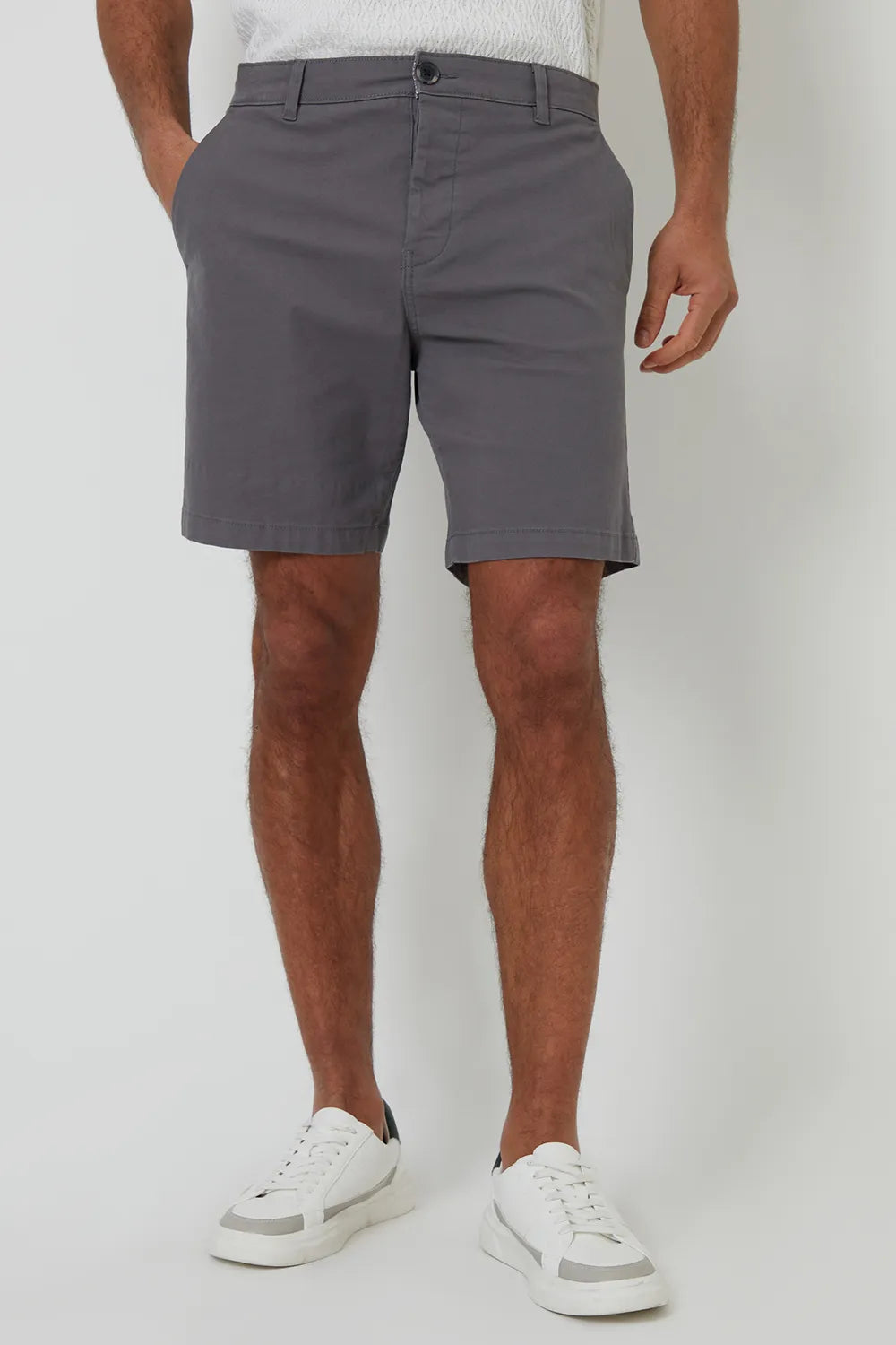 Kurze Chino-Shorts mit mehreren Taschen für Herren | Ideal für die Sommersaison