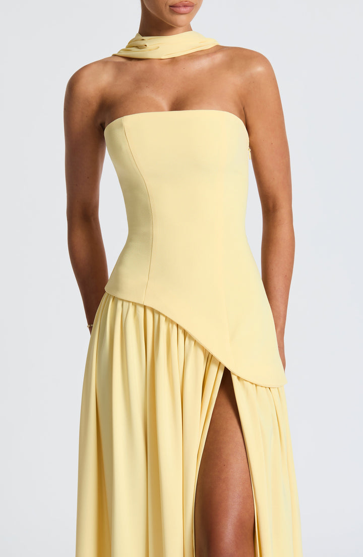 Sonja - Damen Abendkleid trägerlos mit asymmetrischer Taille