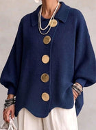 Oversized gestrickte Damenjacke mit goldenen Knöpfen und Laternenärmeln