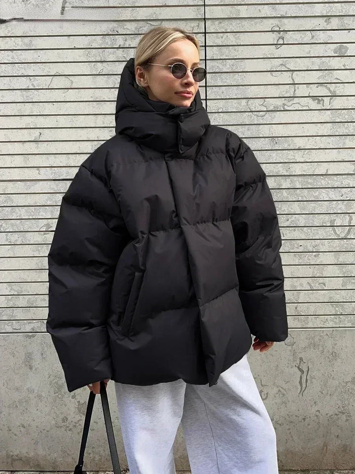 Oversized Winterjacke | Damenjacke mit Kapuze und wattierter Fütterung