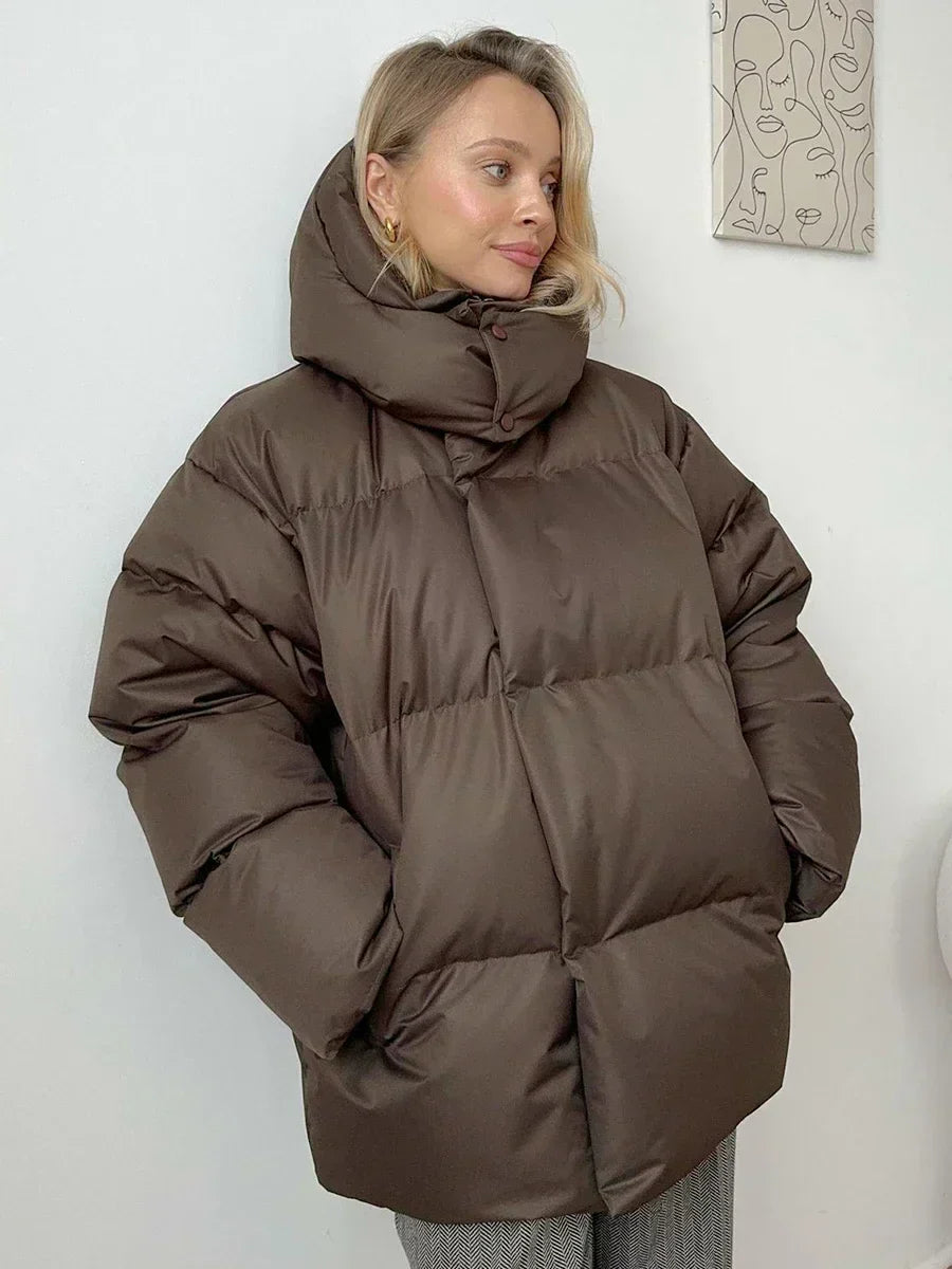 Oversized Winterjacke | Damenjacke mit Kapuze und wattierter Fütterung