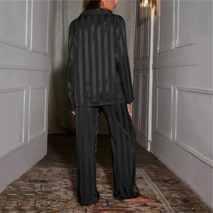 Sidonie | Gestreiftes Pyjama-Set mit Knopfleiste für Frauen