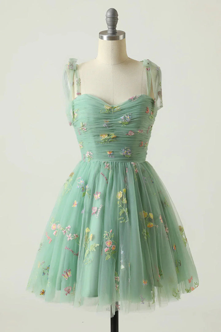 Suzy - Damen Tüllkleid mit Blumenstickerei für den Jahresabschlussball